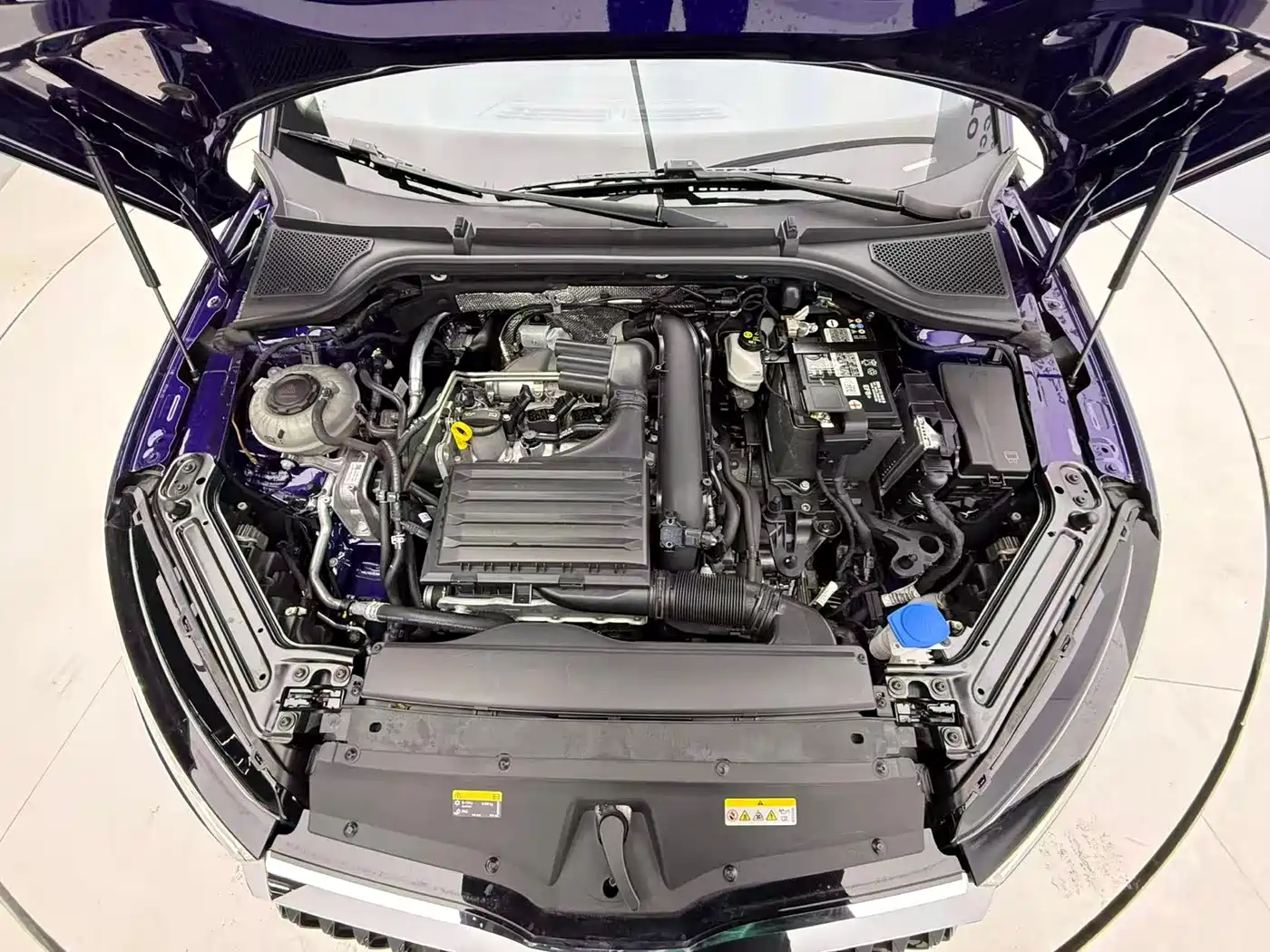 Škoda Octavia 2023 Facelift PRO TSI280 Premium Edition фото 8