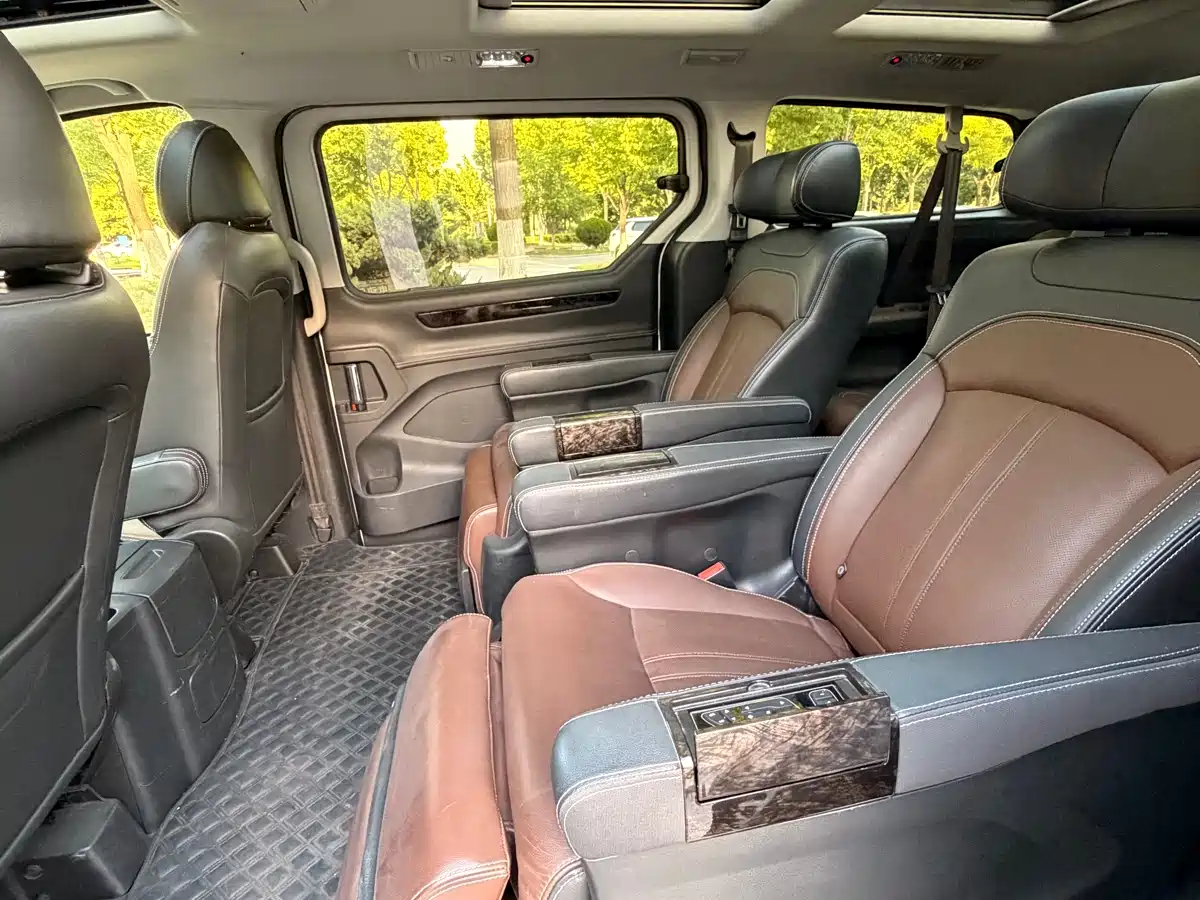 SAIC Maxus Maxus G10 2016 2.0T Automatic Flagship фото 6