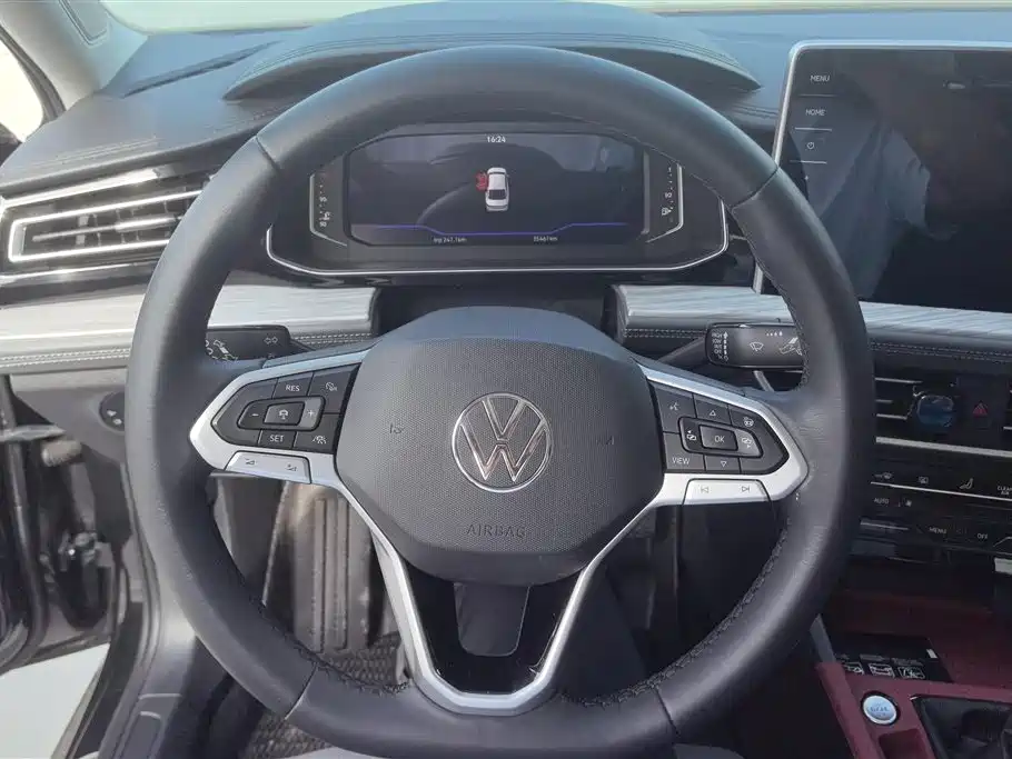 Volkswagen Sagitar 2023 300TSI DSG Excellence Edition фото 15
