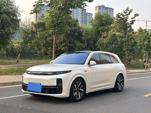 Li Auto L7 2023 Pro
