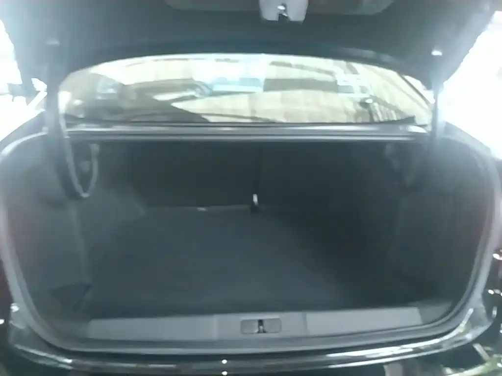 Peugeot 408 2024 2022 1.6T Progressive Edition