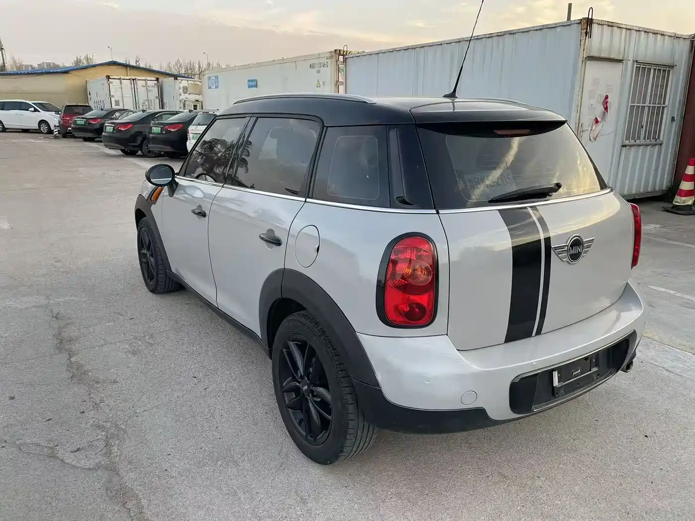 MINI COUNTRYMAN 2013 2014 1.6L ONE