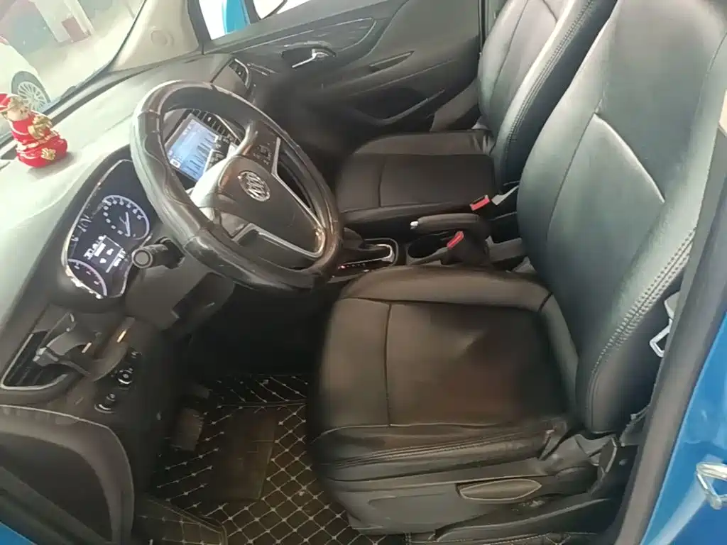 Фото 15 - Buick Encore