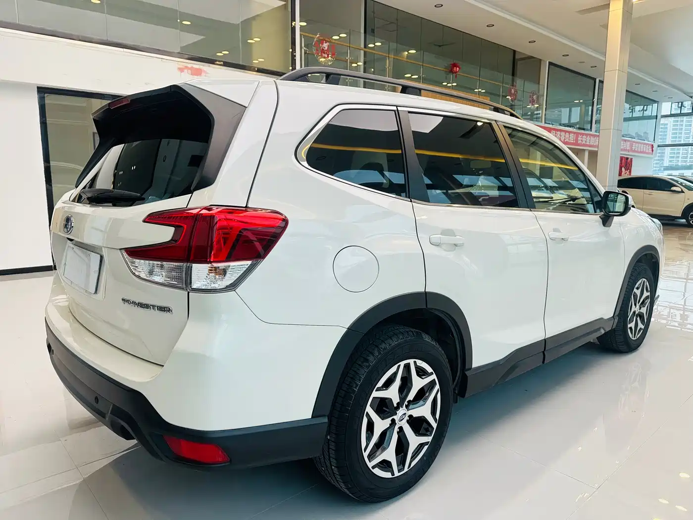 Subaru Forester 2021 2.0i Luxury Edition фото 5
