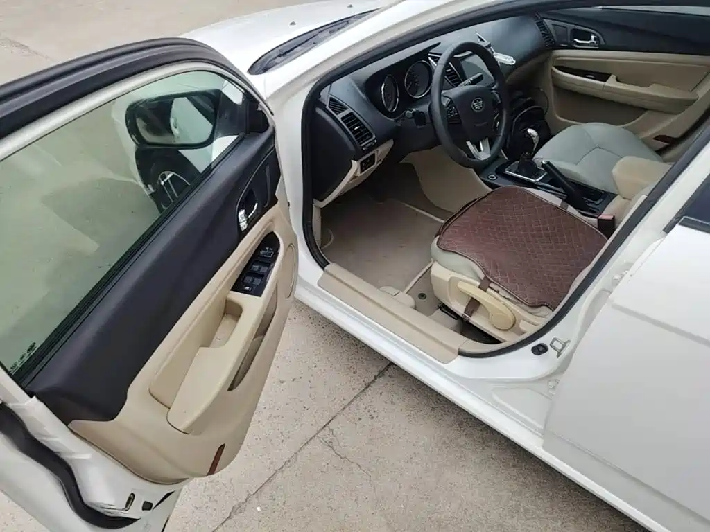Besturn B50 2015 2013 1.6L Manual Comfort