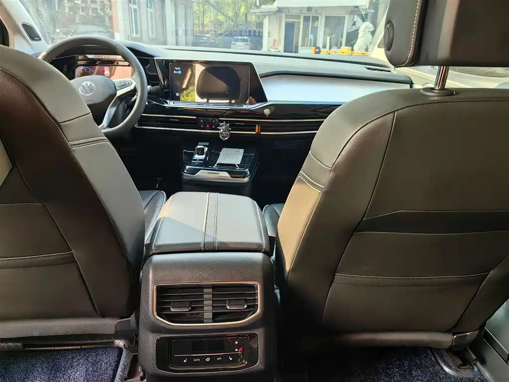 Volkswagen Talagon 2022 380TSI 4WD Flagship Victory Edition 6-seater фото 7