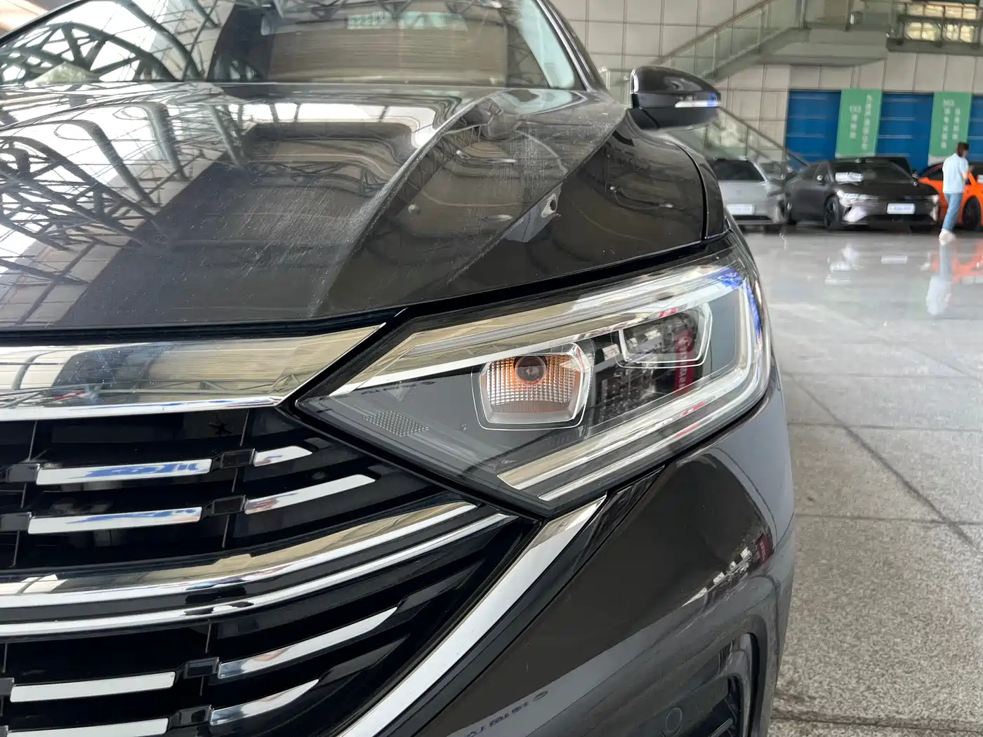 Volkswagen Sagitar 2023 300TSI DSG Surpassing Edition фото 19