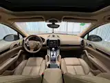 Фото 12 - Porsche Cayenne