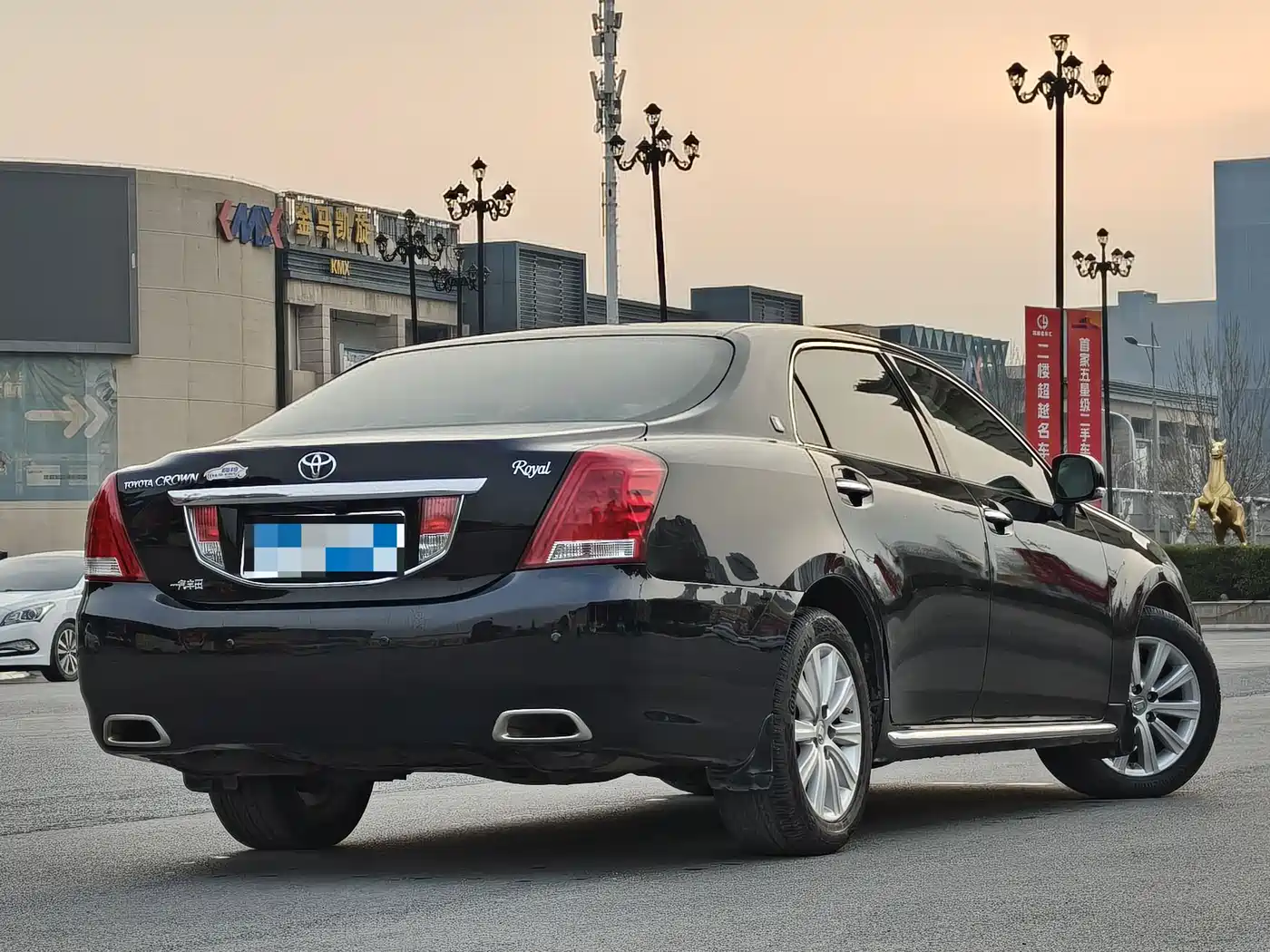 Toyota Crown 2011 2.5L Royal Leather Sunroof Special Edition фото 6