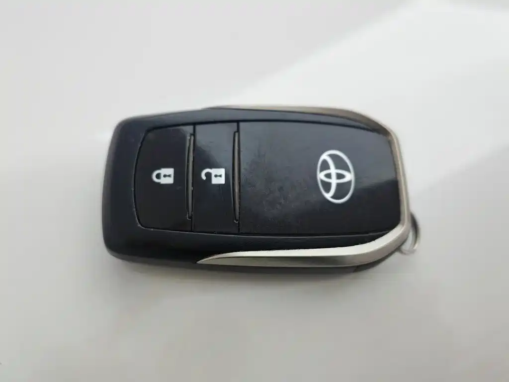 Photo 19 - Toyota RAV4 Rongfang