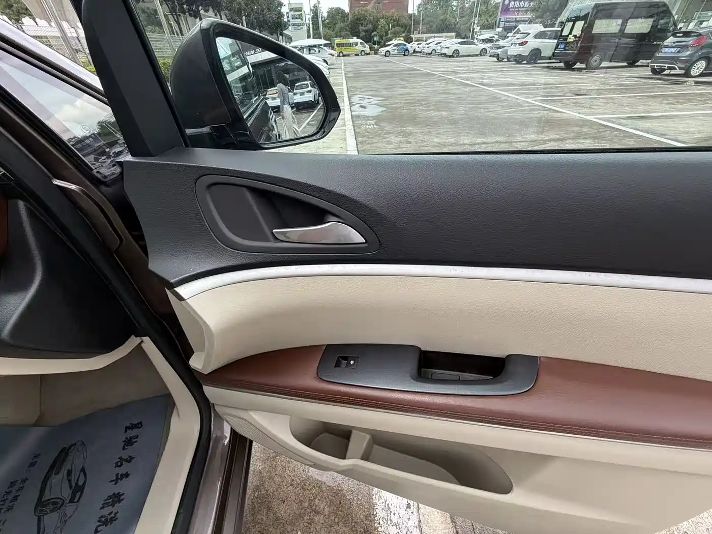 Buick GL8 2014 2.4L CT Luxury Business Comfort фото 21