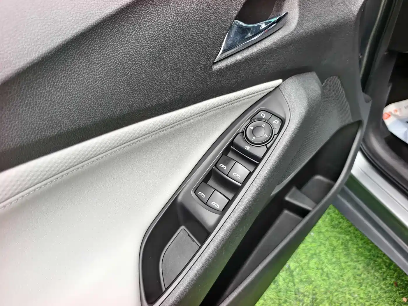 Chevrolet Volando 2023 2020 Mild Hybrid 530T Automatic Sport Edition (5+2 seater)