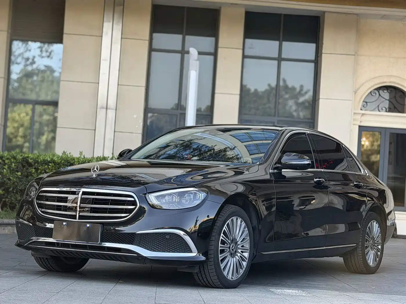 Mercedes-Benz E-Class 2021 E 300 L Luxury