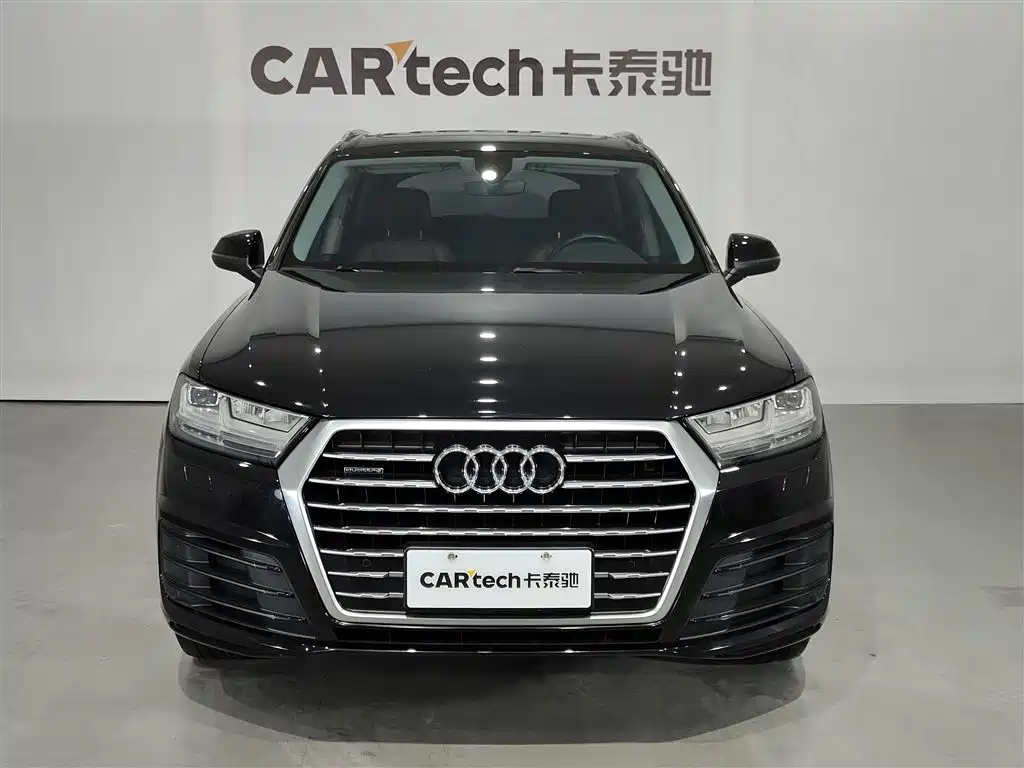 Audi Q7 2019 45 TFSI Comfort фото 3