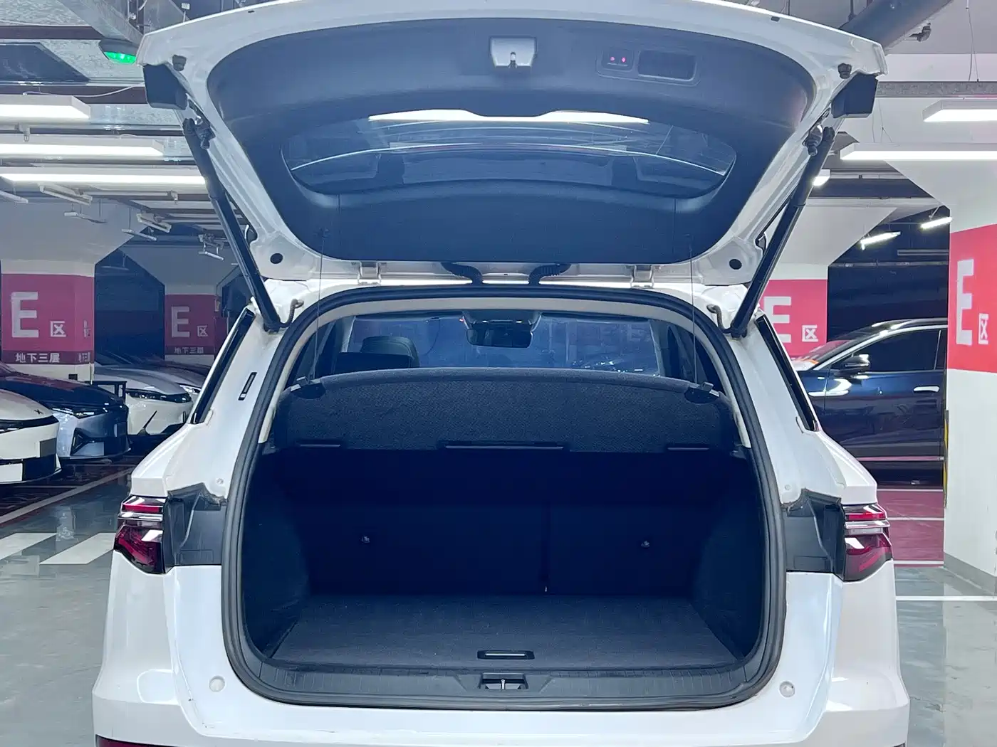 BYD Song Pro New Energy 2019 EV High Power Long Range Flagship фото 8