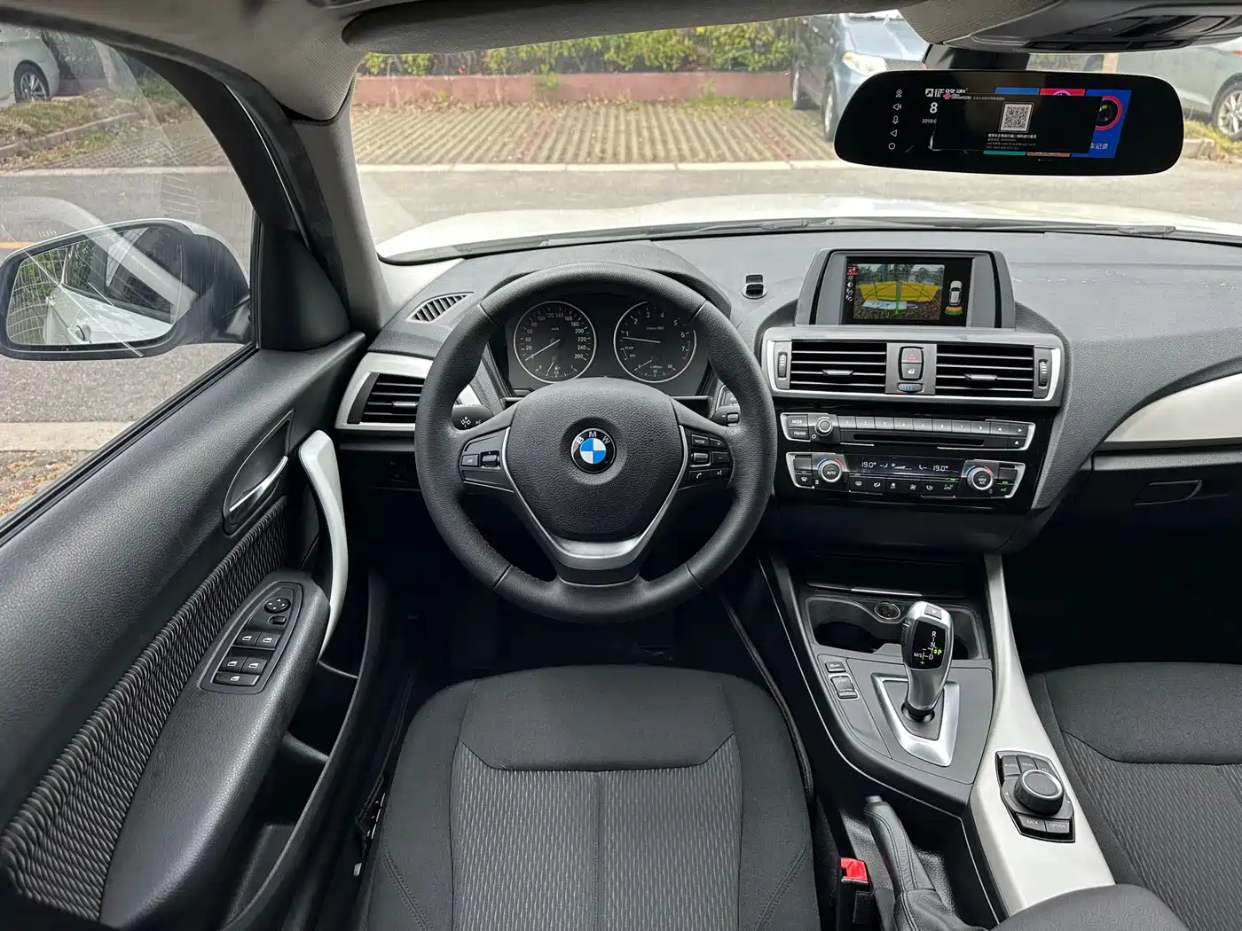 BMW 1 Series (Import) 2016 120i Sport Design Package фото 12