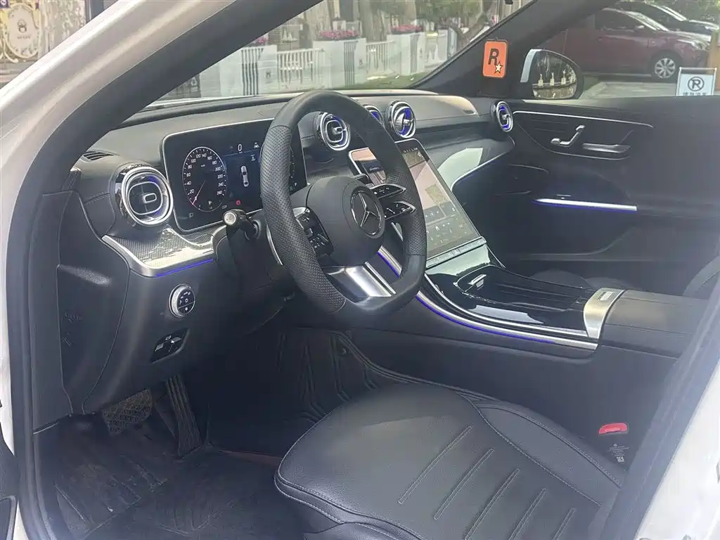 Mercedes-Benz C-Class 2025 C 260 L фото 6