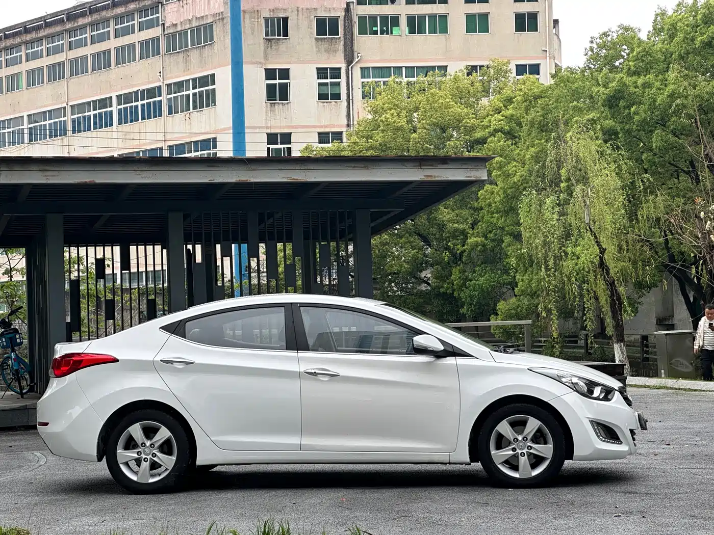 Hyundai Langdong 2013 1.6L Automatic Premium фото 8