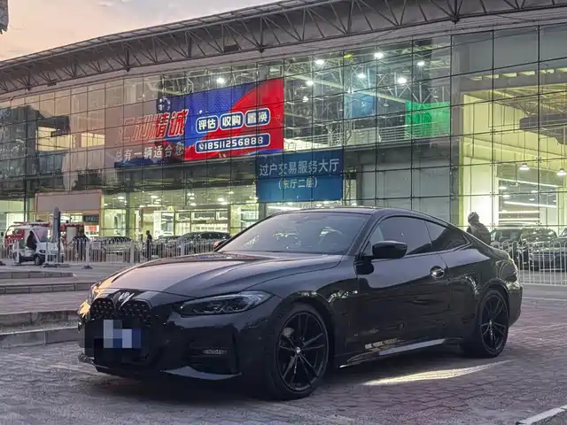 BMW 4 Рестайлинг, 425i, M Чёрный спорт-пакет