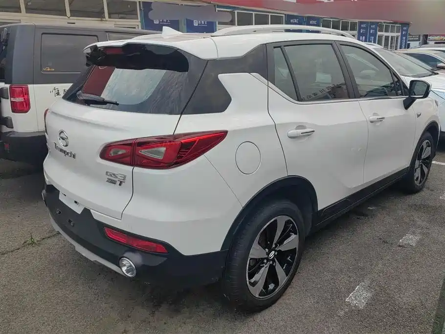 GAC Trumpchi Trumpchi GS3 2017 200T Auto Executive Edition фото 3