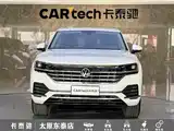 Фото 2 - Volkswagen Touareg