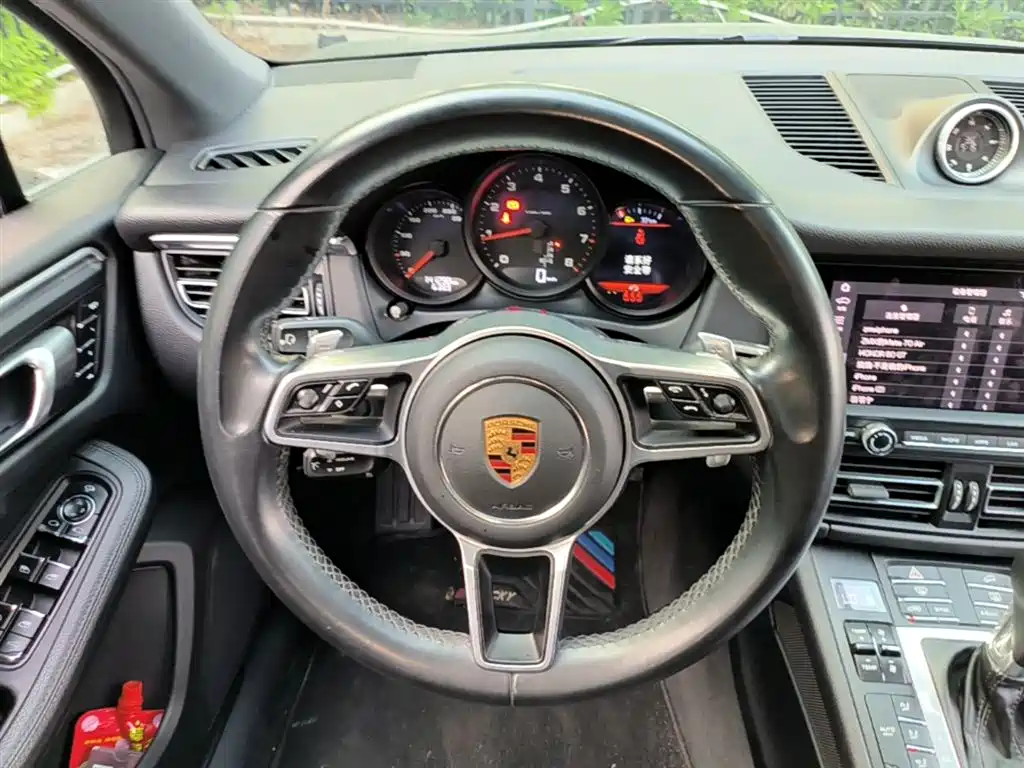 Porsche Macan 2020 Macan 2.0T фото 17
