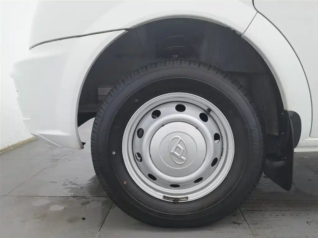 SAIC MAXUS XINTU V80