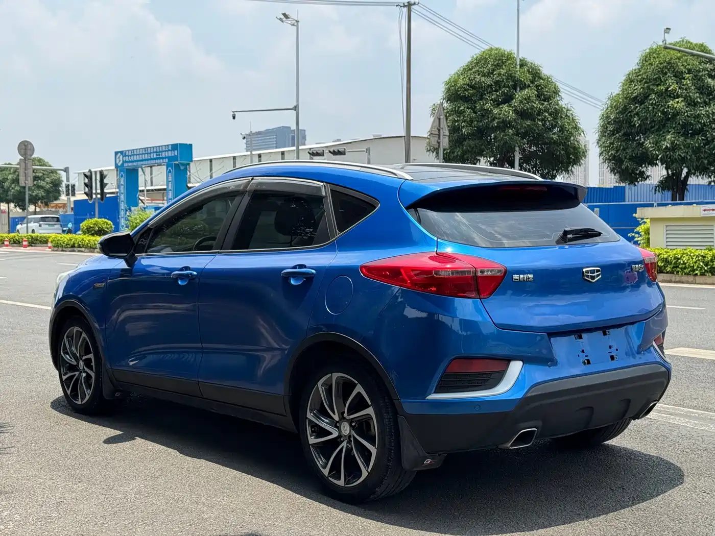 Geely Emgrand GS 2016 2016 Elegant Edition 1.3T Automatic Premium Type