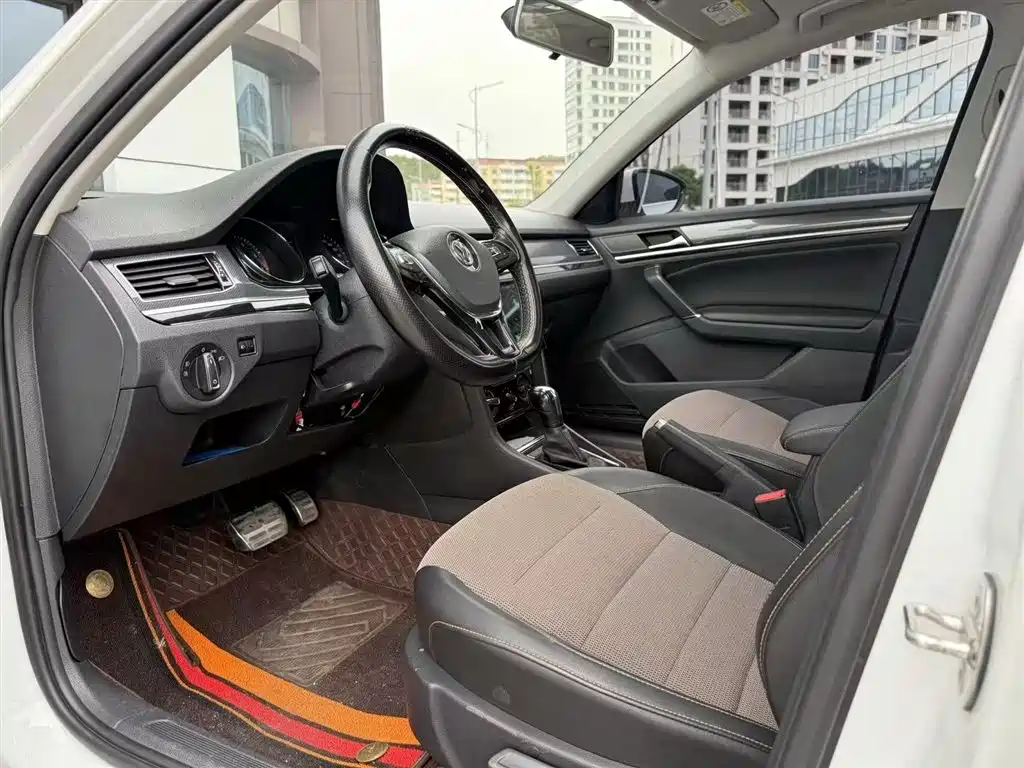 Volkswagen C-TREK 2018 1.5L Automatic Comfort фото 3