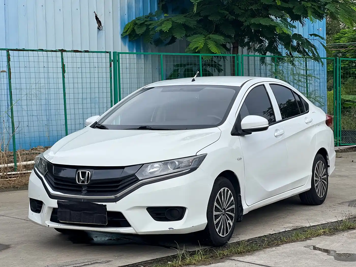 Honda Greiz 2016 2016 1.5L CVT Classic Edition