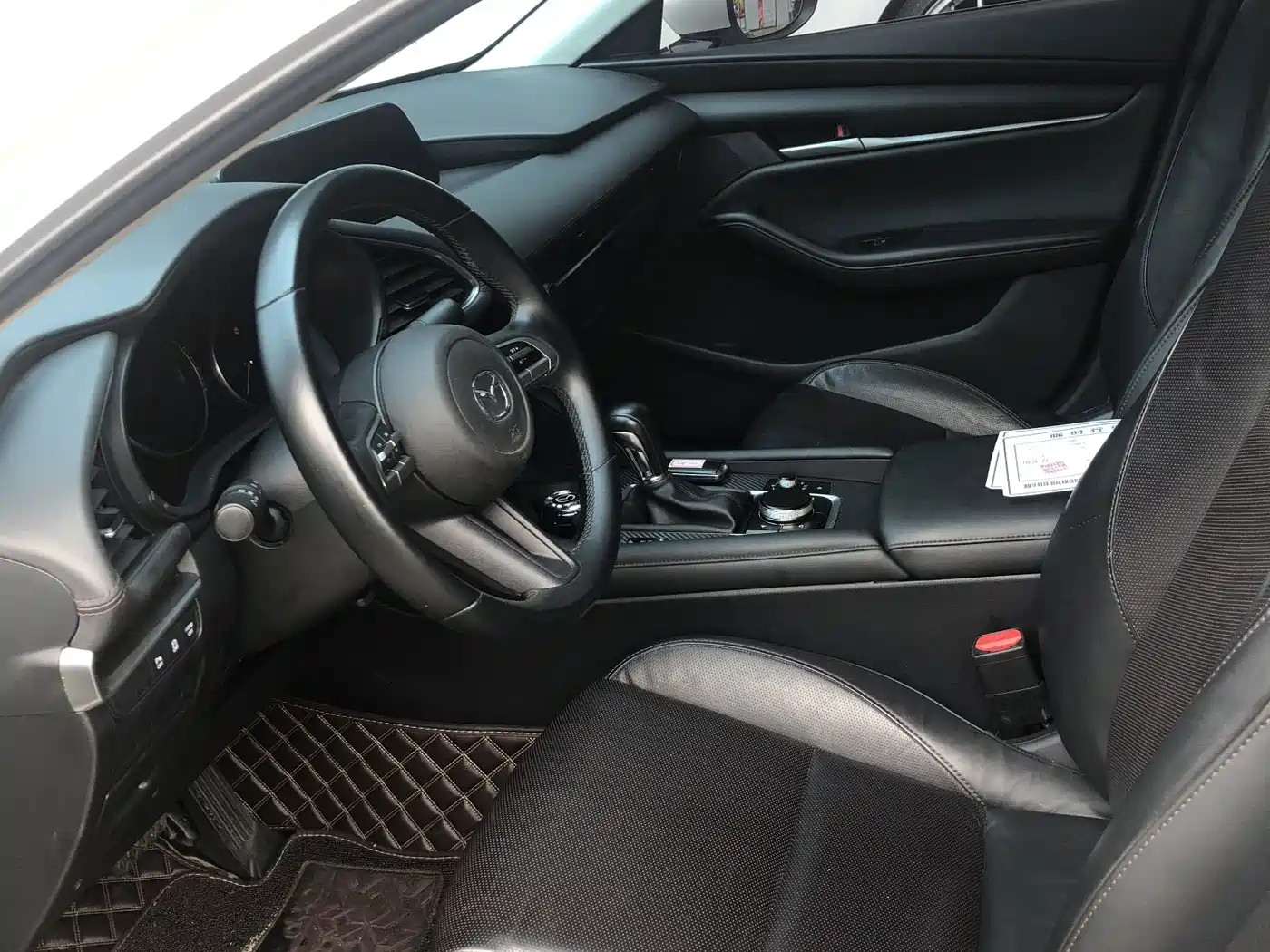 Photo 7 - Mazda Mazda 3
