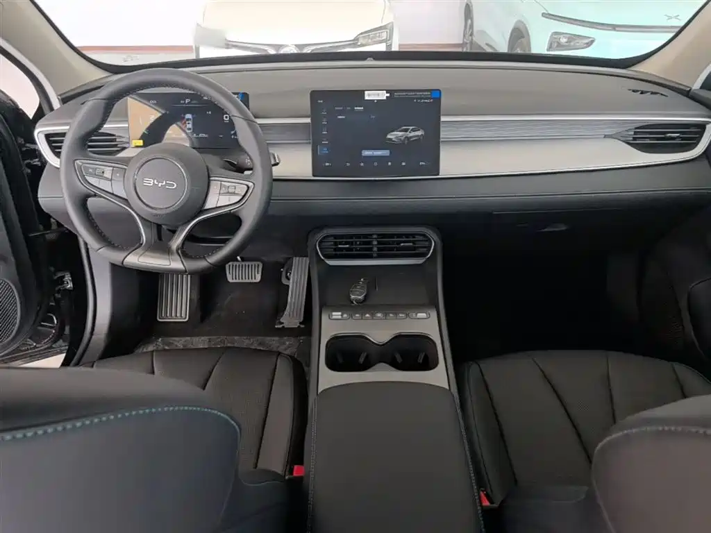 BYD Hai Bao 05 DM-i 2026 DM-i 128KM Luxury фото 10