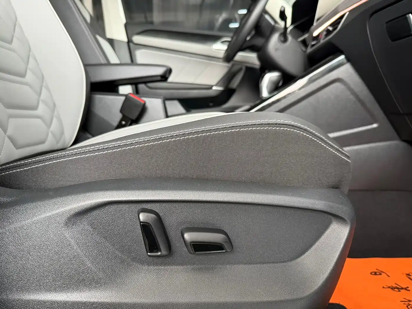 Volkswagen Tayron 2023 280TSI 2WD Luxury Plus Advanced Edition фото 18