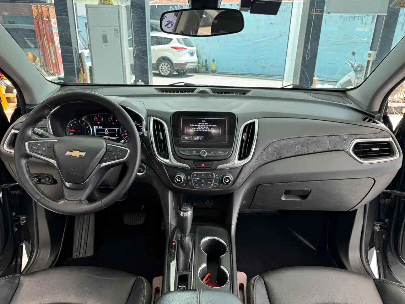 Chevrolet Equinox 2017 535T Automatic Realm Edition фото 18