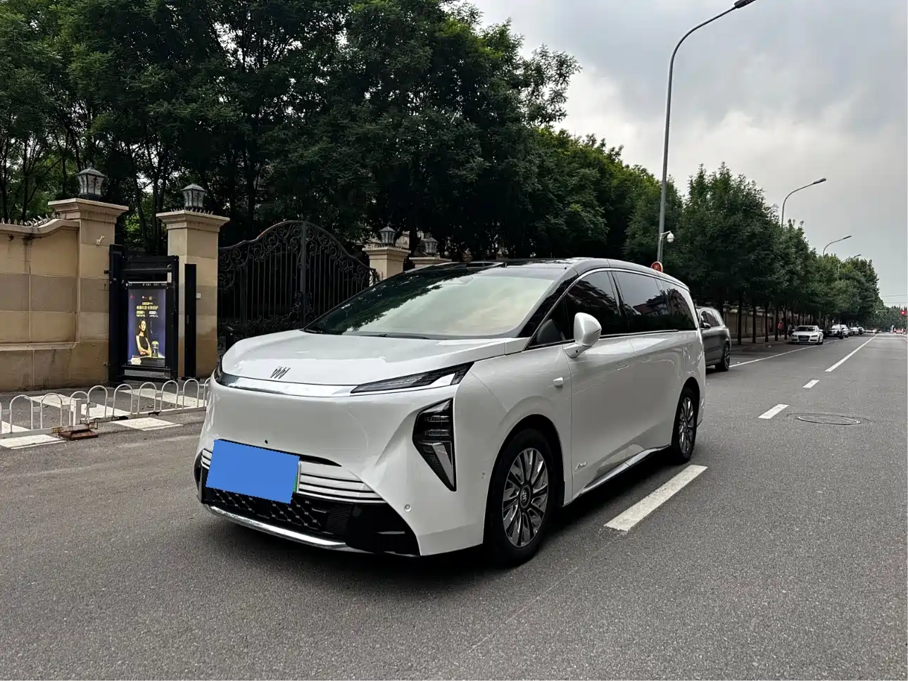 Buick Zhijing Shijia 2026 Model PHEV Base Version
