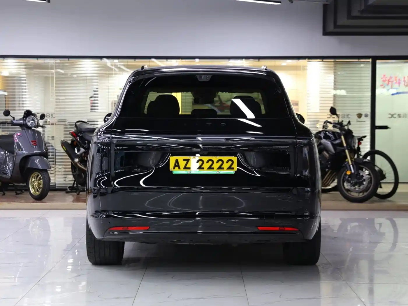 AITO Wenjie AITO M7 2026 Extended Range Max AWD 5-seater фото 7