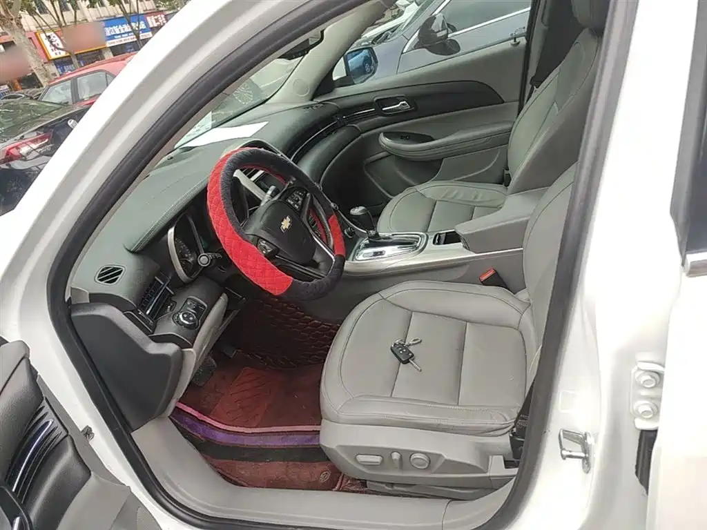 Chevrolet Malibu 2014 2.0L Automatic Luxury фото 15