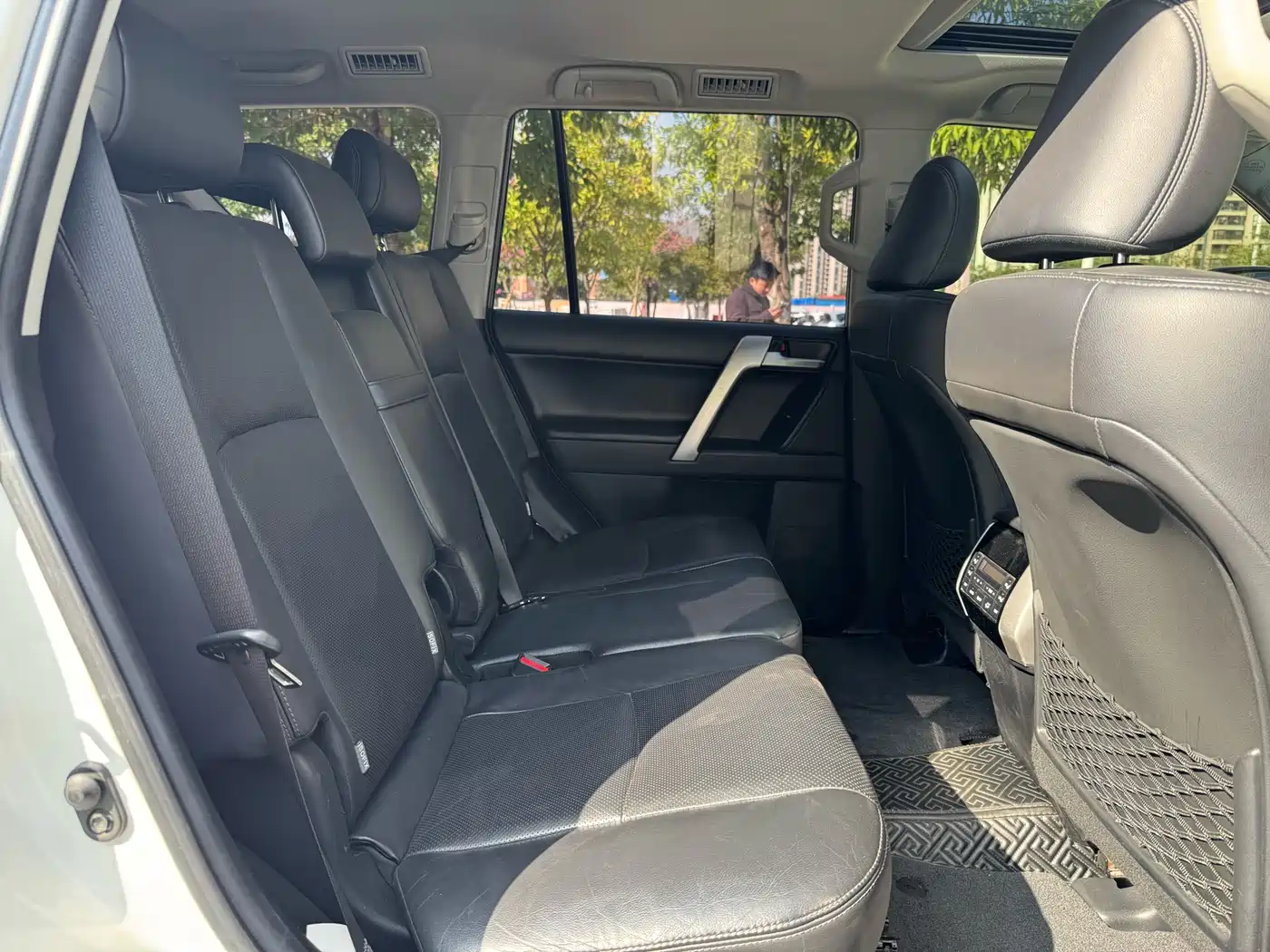 Toyota Prado 2019 3.5L Automatic TX-L Zunxiang Edition with Rear-mounted Spare Tire фото 17