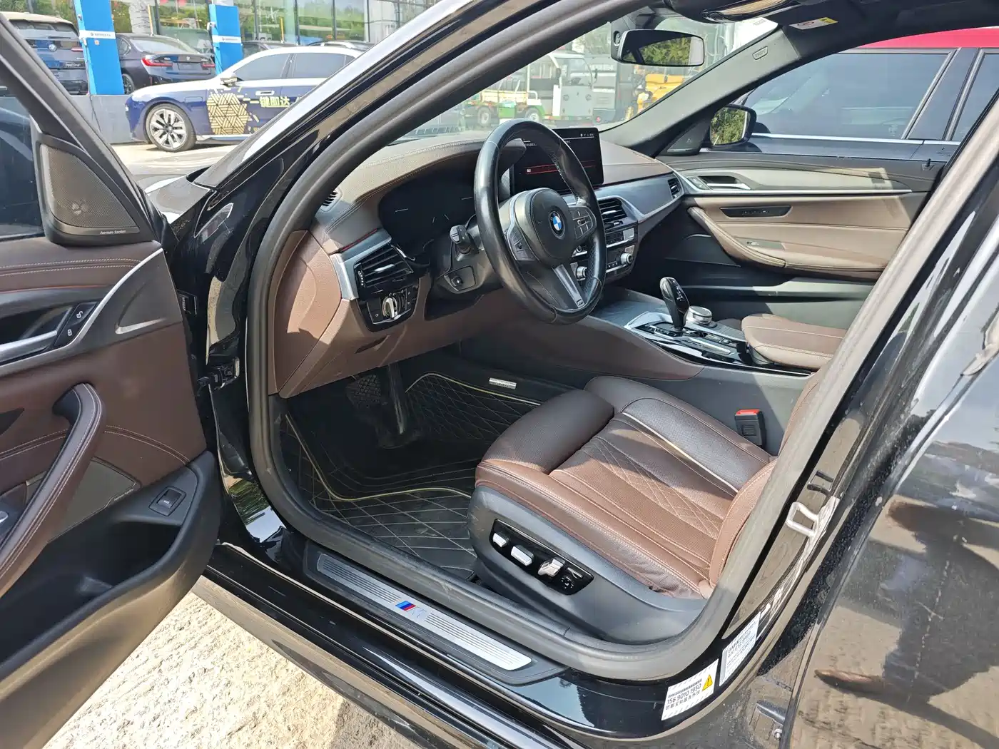 BMW 5 Series 2022 Model Third Facelift 530Li Premium M Sport Package фото 3