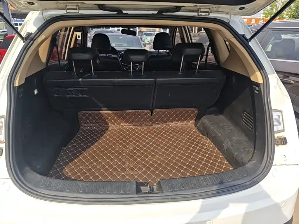 Baojun 560 2017 2016 1.8L Manual Elite
