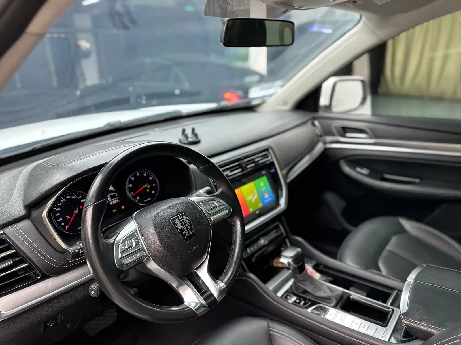 Фото 4 - Roewe RX8