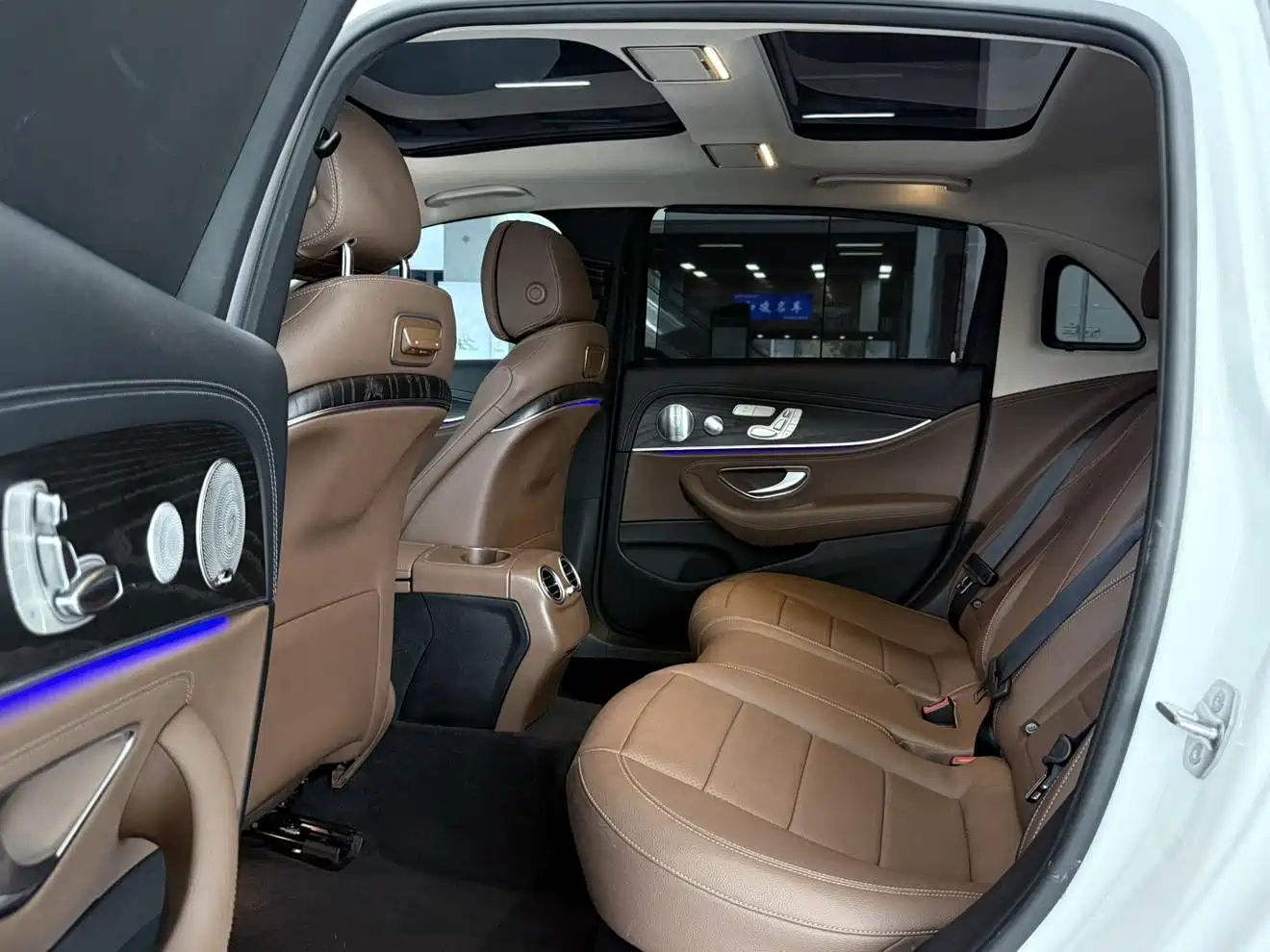 Mercedes-Benz E-Class 2020 Facelift E 300 L Sport Exclusive фото 13