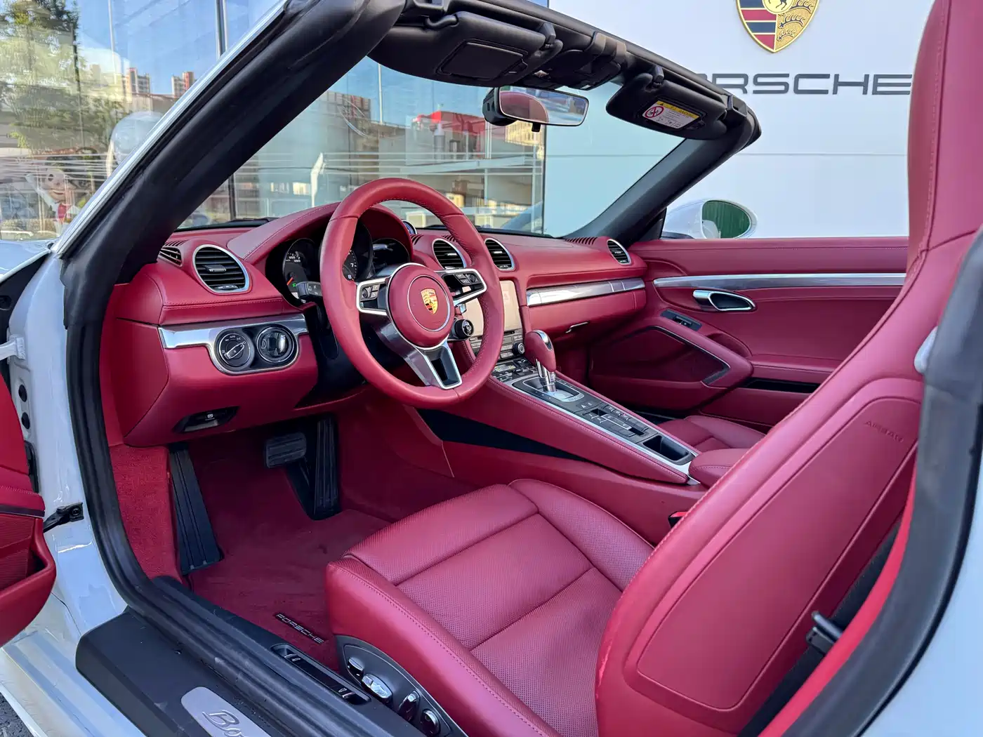 Porsche 718 2022 Boxster 2.0T фото 16