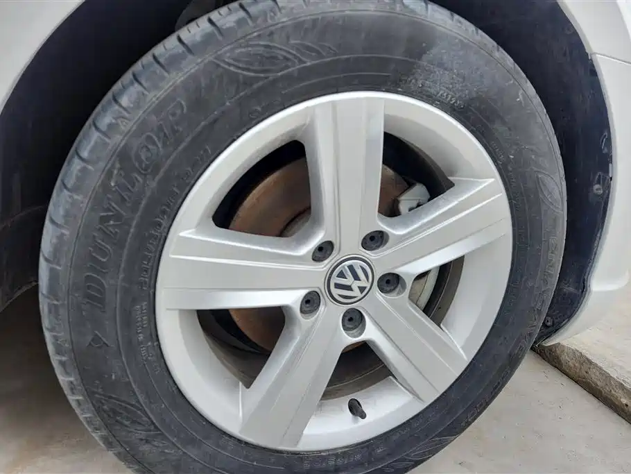 Volkswagen Lamando 2018 230TSI DSG Trend Edition фото 6