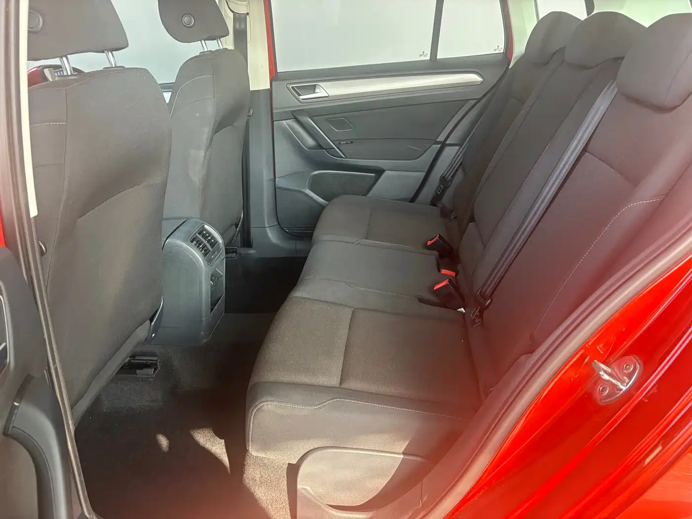 Volkswagen Golf Sportsvan 2016 1.6L Automatic Comfort фото 6