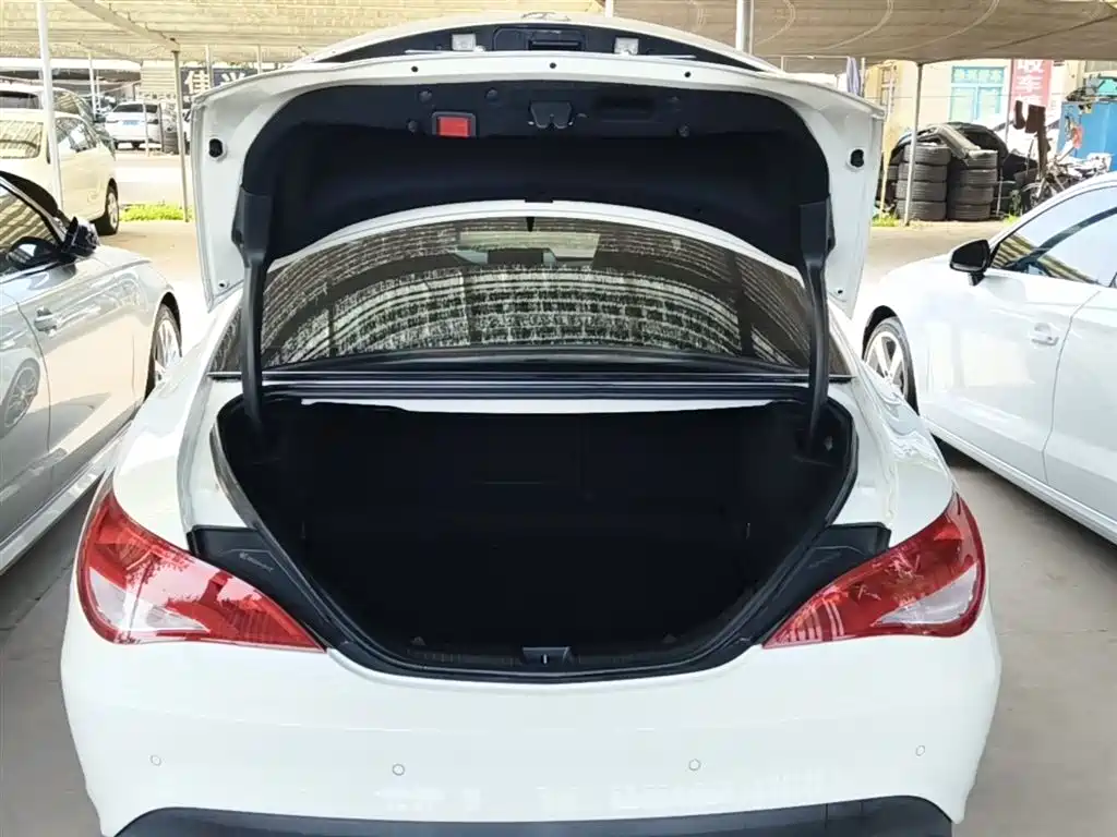 Mercedes-Benz CLA (Import) 2017 Facelift CLA 200 Dynamic фото 19