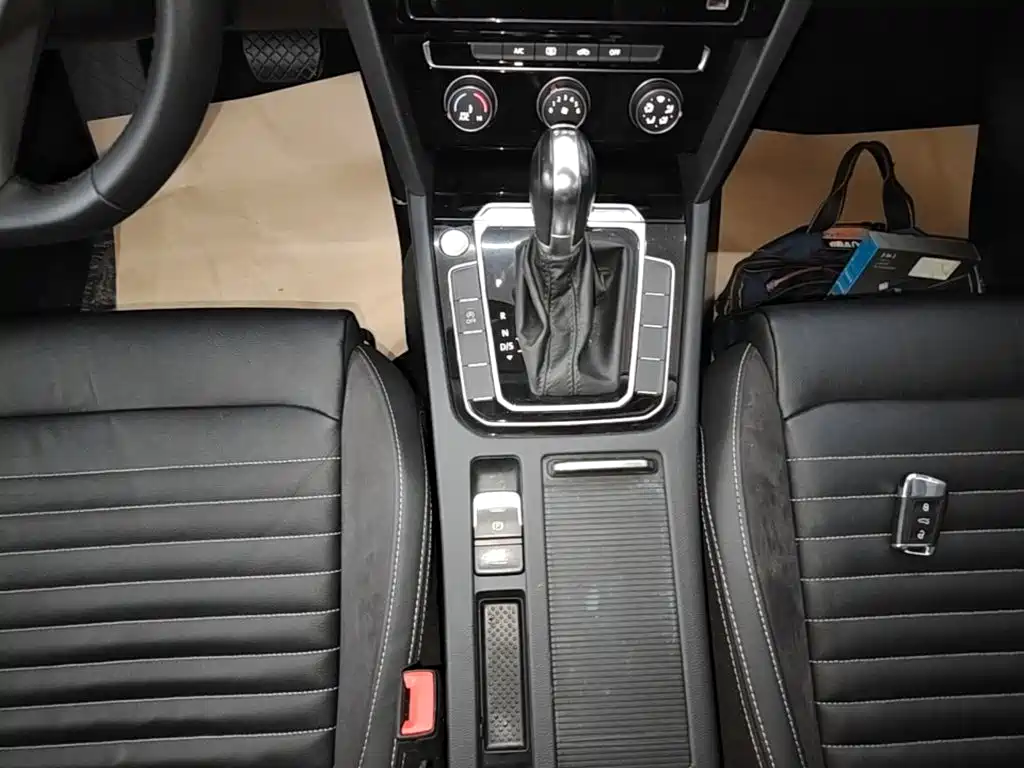 Volkswagen Magotan, миниатюра 14