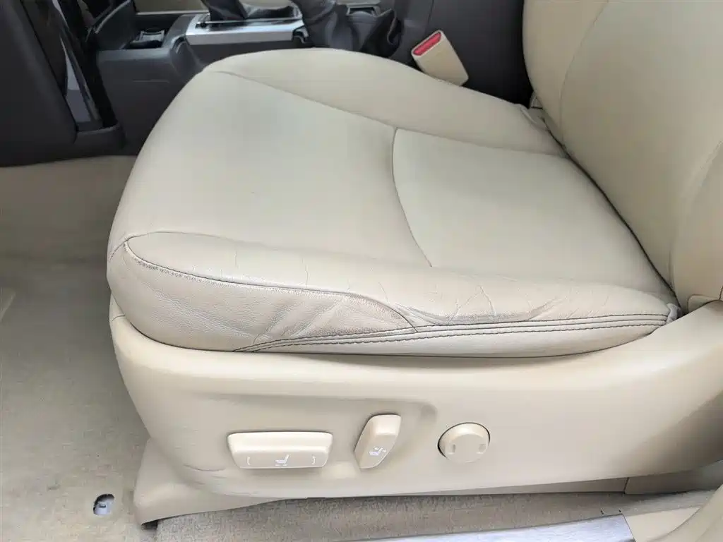 Toyota Prado 2015 2.7L Automatic Standard фото 20