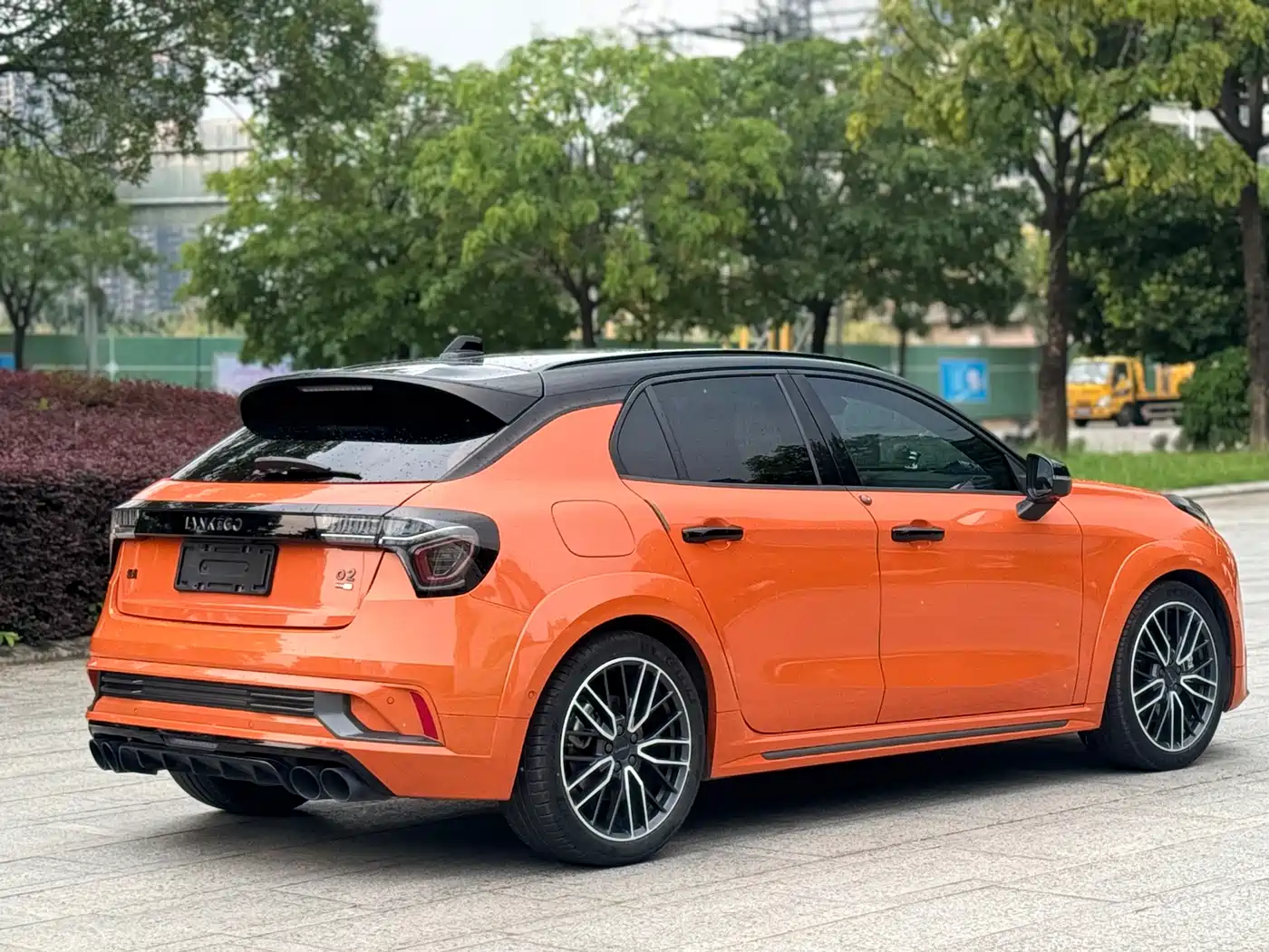 Lynk & Co 02 Hatchback 2021 2.0TD Halo Driving Control Package Edition фото 10