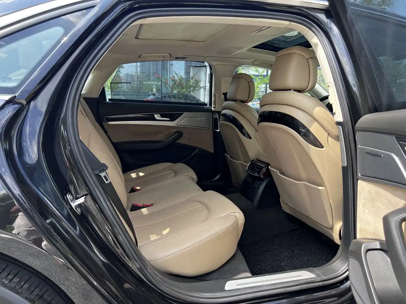 Audi A8 2012 A8L 45 TFSI quattro Luxury фото 10
